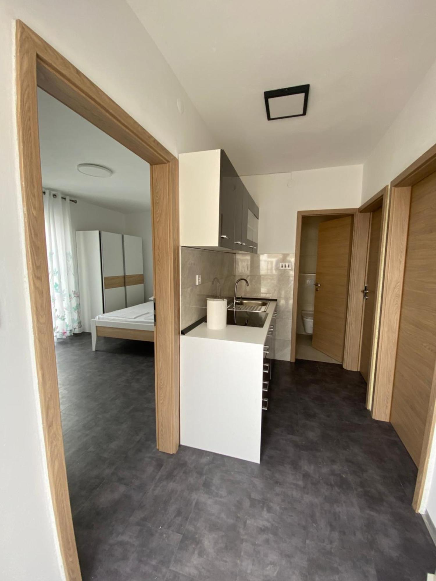 Apartmani Pozega Pag Town Eksteriør bilde